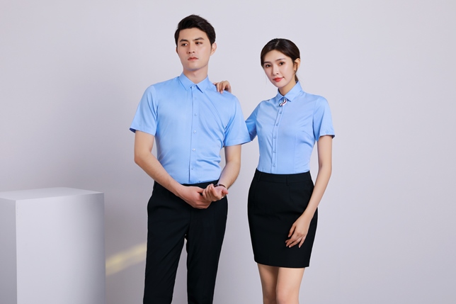 這個(gè)夏季職業(yè)裝最瘋狂