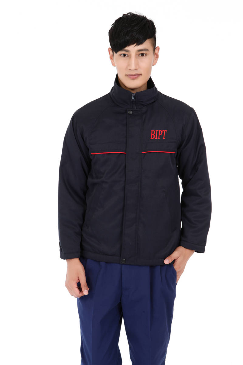 北京石油化工學(xué)院訂制的棉服保暖防寒服 北京石油化工學(xué)院訂制的棉服保暖防寒服